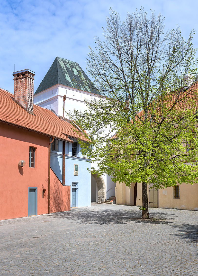 Knihovní centrum U Vokolků na Příhrádku